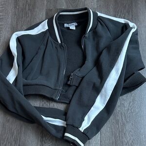 Forever 21 Black and White Striped Cropped Jacket